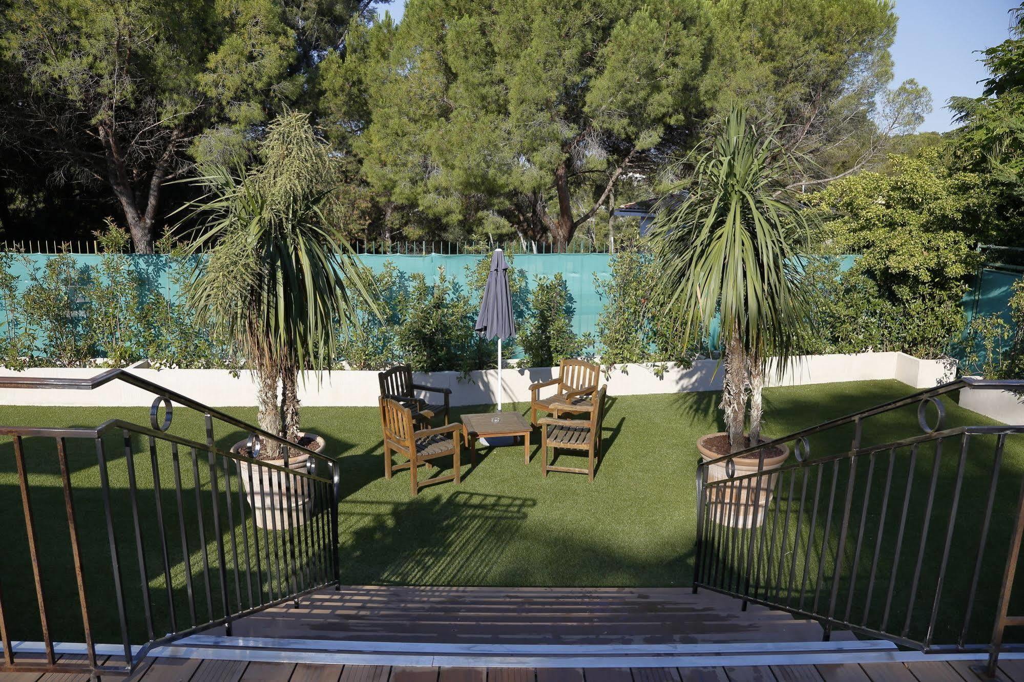Les Jardins De Cassis - Parking Gratuit & Piscine Chauffee Hotell Eksteriør bilde